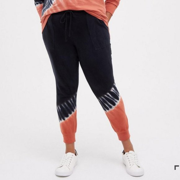 NWT Torrid Everyday Fleece Mid-Rise Sweatpants Tie Dye Orange / Black - Picture 1 of 9